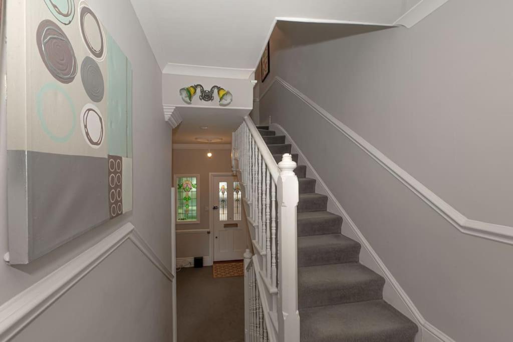 #chic 6-bedroom London Retreat# Holiday home Plumstead (Greater London)